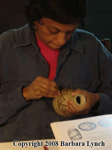 Image: Traditional Hopi Pottery Making Class at Taos Art School, Class pictures 2008